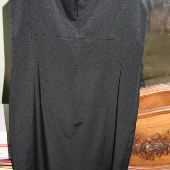Empire style Tahari black dress - Picture 3 of 4